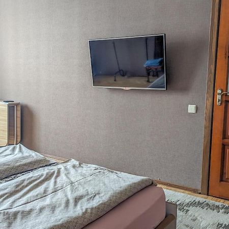 Двухкомнатная Квартира На Пятницкой Chernihiv Ngoại thất bức ảnh